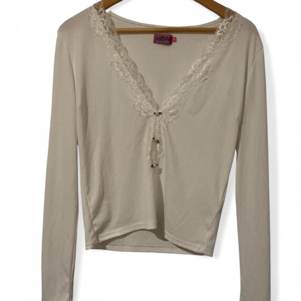 Edikted Madeline Lace‎ trim Ribbed Top.